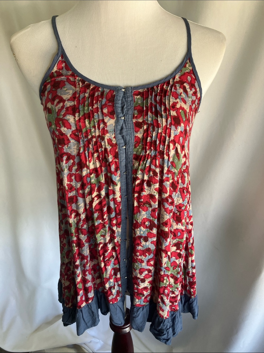 Ya Los Angeles Red Floral Pintuck Camisole with Blue Trim